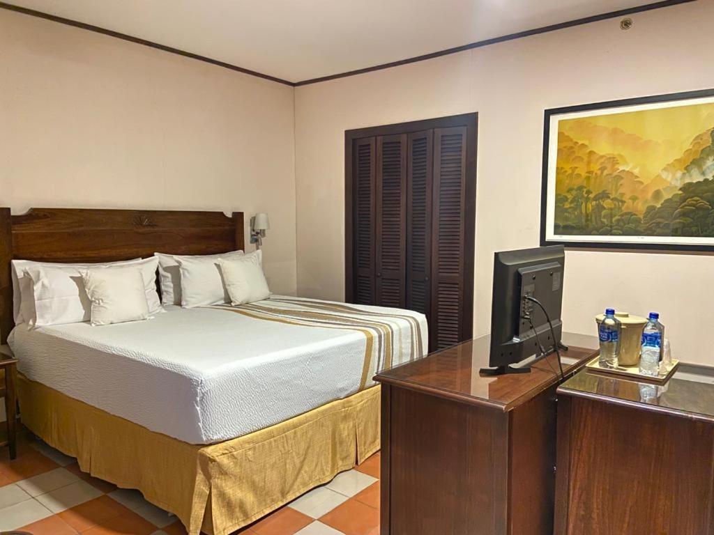 Hotel La Recoleccion León Extérieur photo