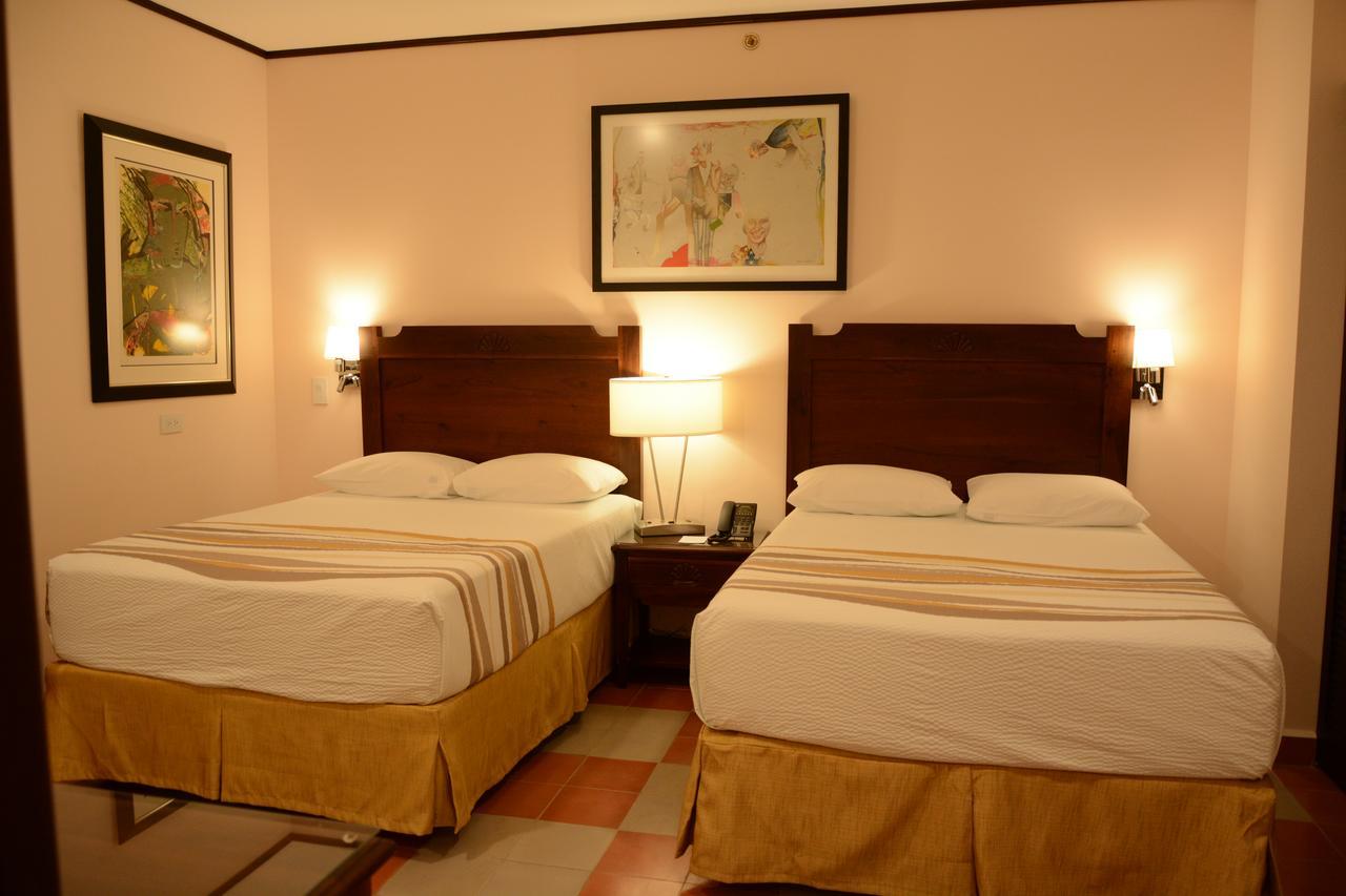 Hotel La Recoleccion León Extérieur photo